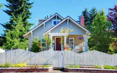 Exploring Different Fencing Materials: Choosing the Perfect Fit